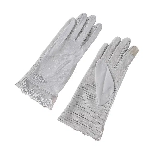 俞兆林 骑行开车登山外卖练车装备防紫外线遮阳蕾丝网眼透气防滑 轻薄款 防晒手套 女款