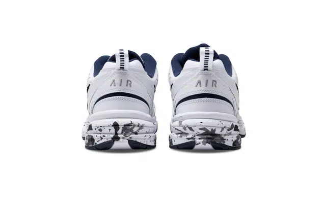 Nike Air Monarch 4 PU