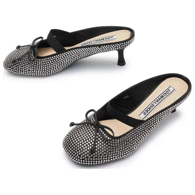 TOOMANYSHOES