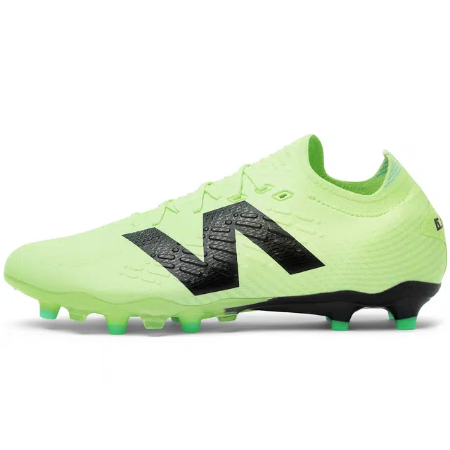 New Balance Tekela V4 FG