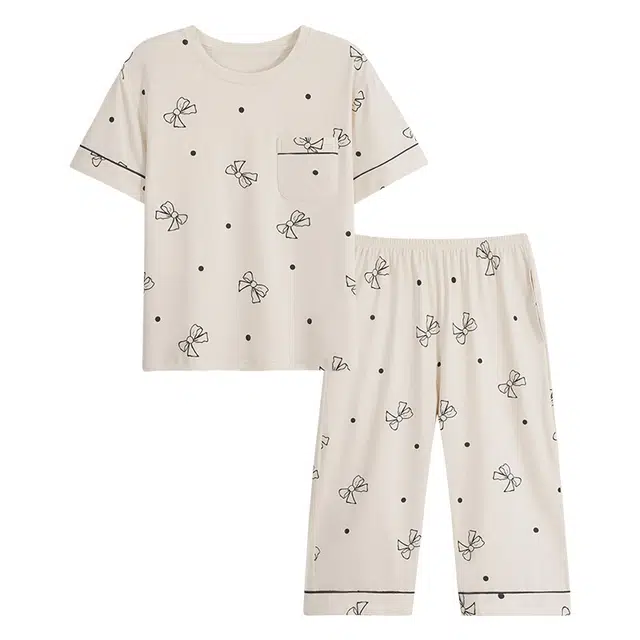 莫代尔 柔软舒适上衣口袋蝴蝶结印花高透气微弹亲肤短袖松紧裤腰不勒腹七分裤可居家休闲睡衣套装 女款 杏色