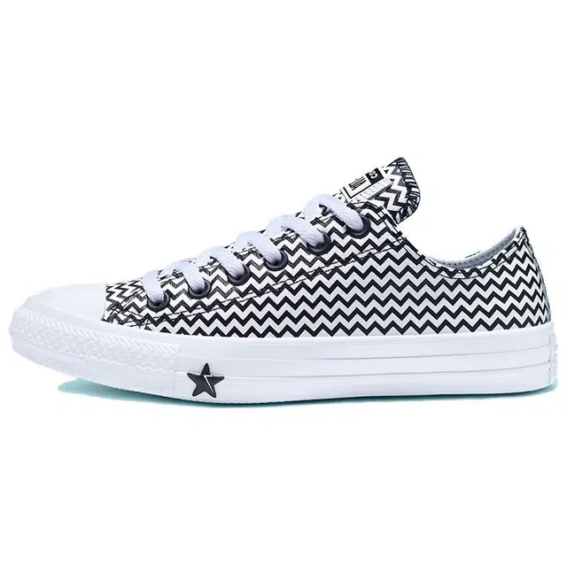 Converse Chuck Taylor All Star Mission-V Low Top