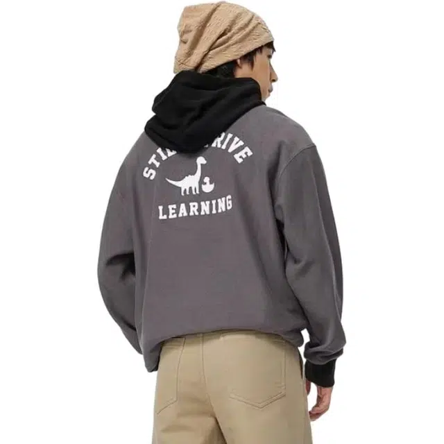 美特斯邦威 时尚连帽字母卫衣 男款