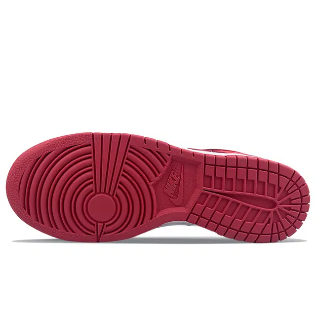 Nike Dunk Low WMNS "Valentine's Day"