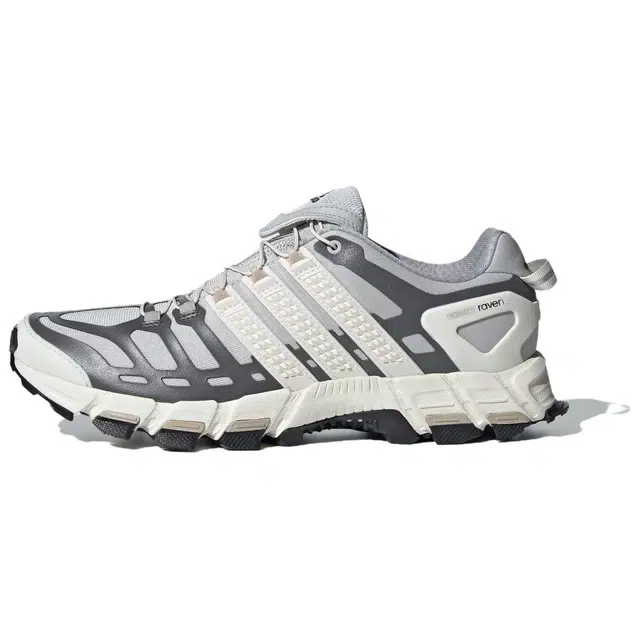 adidas Adistar RAVEN