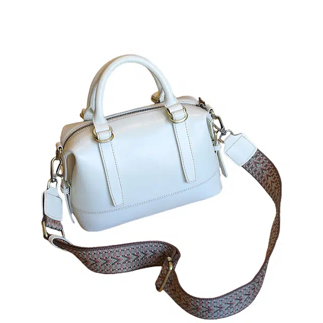 恒源祥 经典潮流典雅脱俗清新 进口头层植鞣牛皮 水桶包手提斜挎单肩包 女款 白色 酒红色 黑色 棕色 绿色 焦糖色