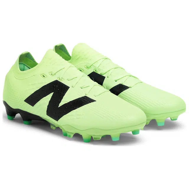 New Balance Tekela V4 FG