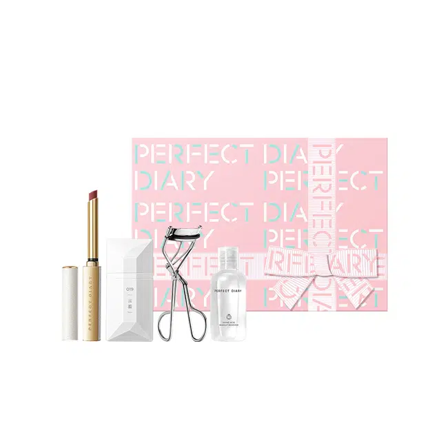 完美日记 妆点礼盒 彩妆套装 易上色丝绒自然雾面 动物眼影唇釉口红礼盒妆点心动生日礼物礼盒送妈妈闺蜜女友推荐