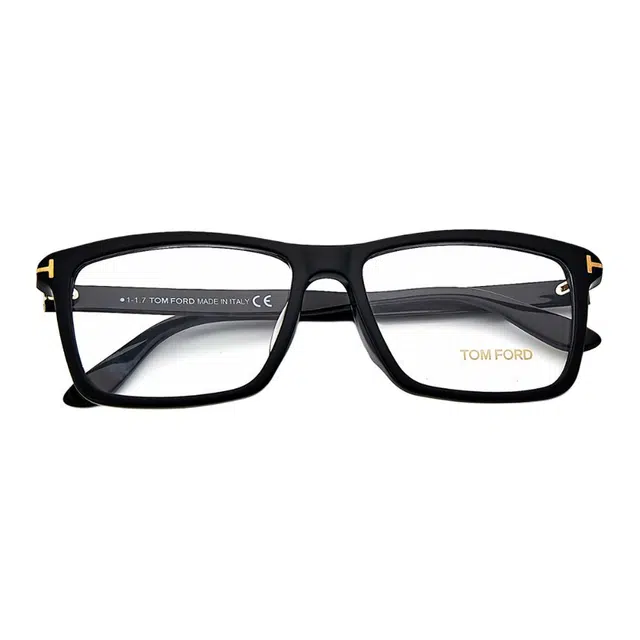 TOM FORD