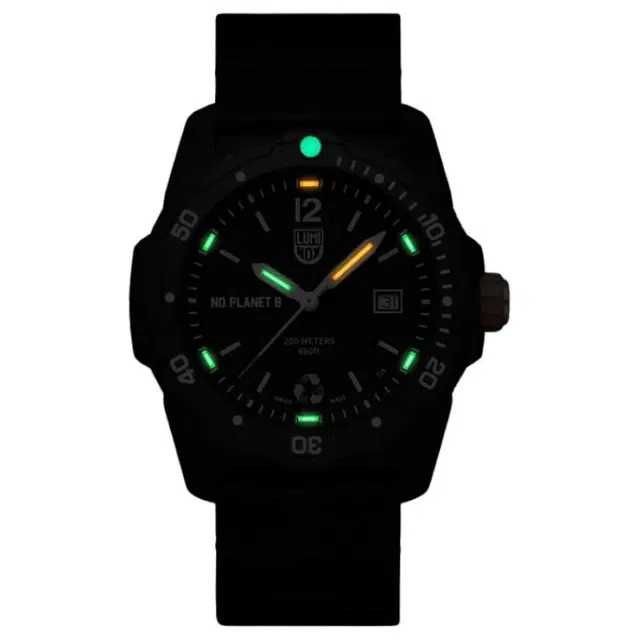 LUMINOX 200 42mm
