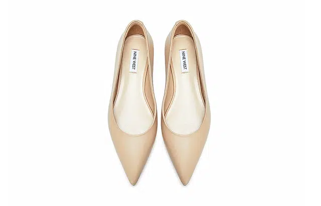 NINE WEST
