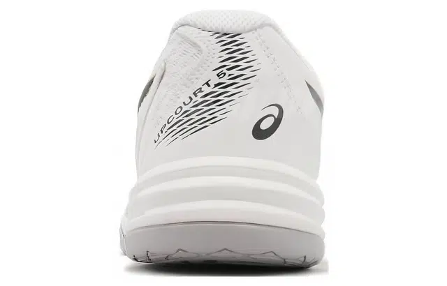 Asics Upcourt 5