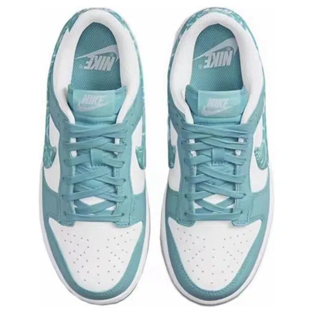 Nike Dunk Low ESSblue paisley