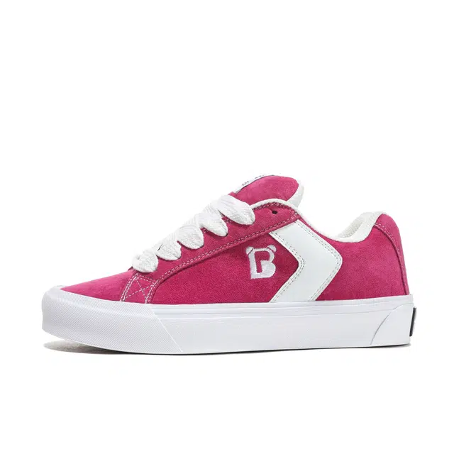 Princess Bee Retro Low-Top Sneakers