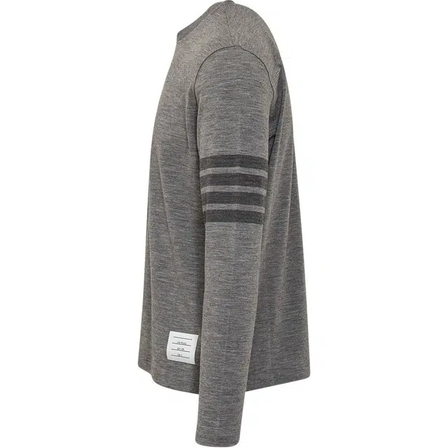 THOM BROWNE T