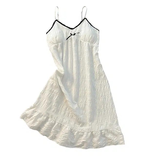 莫代尔 薄款简约舒适带胸垫防凸点亲肤甜无袖休闲居家透气睡裙 女款