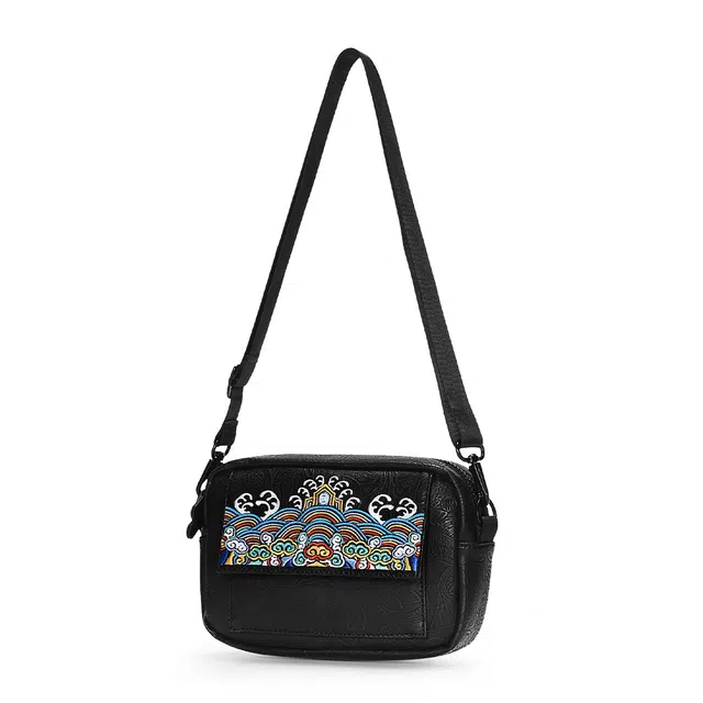Chusan Crossbody Bag Black