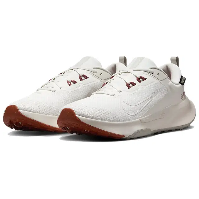Nike Juniper Trail 2