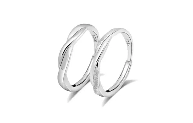 尚银福 爱意交织 冷淡风简约小众设计高级感 光面素圈交织莫比乌斯可调节指环 合金 戒指 男女同款情侣款
