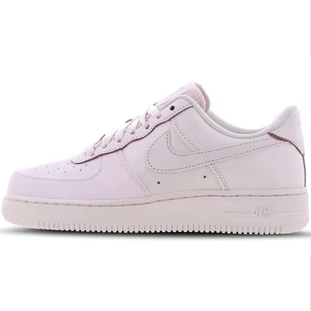 Nike Air Force 1 Low Pink Hearts