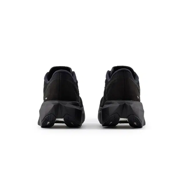 District Vision x New Balance FuelCell SC Elite v4