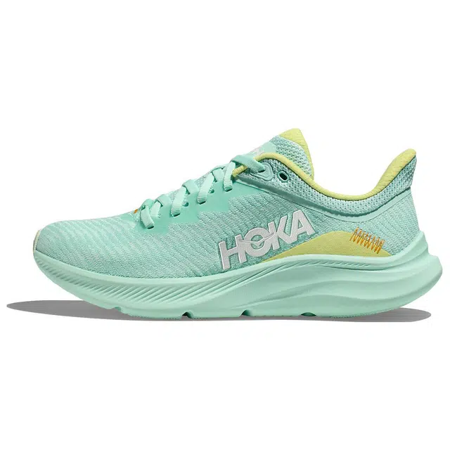 HOKA ONE ONE