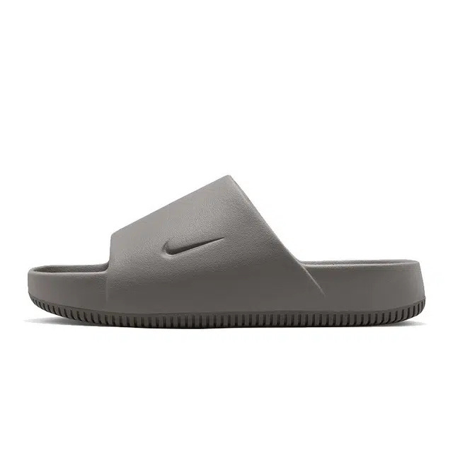 Nike Calm