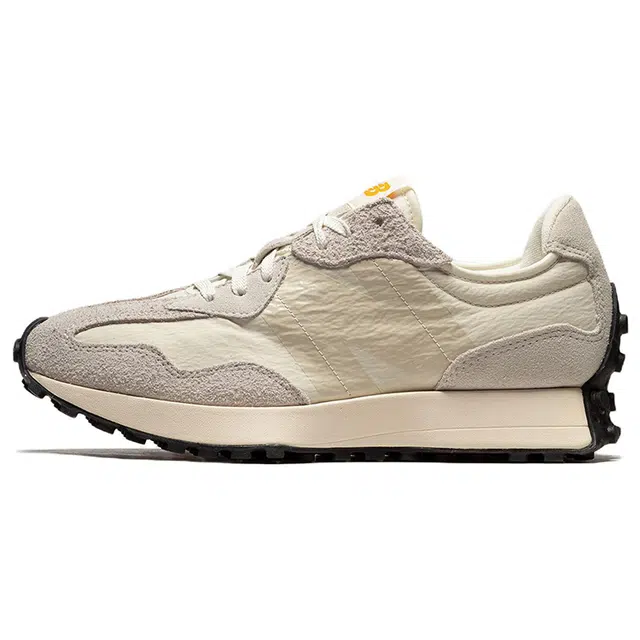New Balance 327 Beige