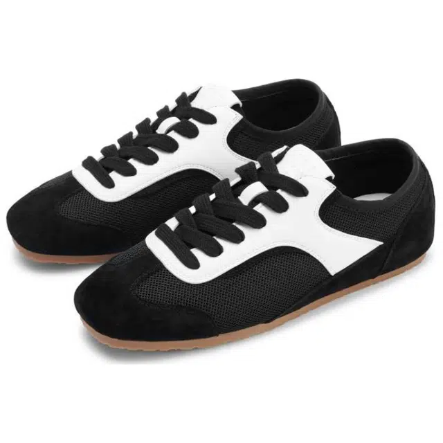 TOOMANYSHOES