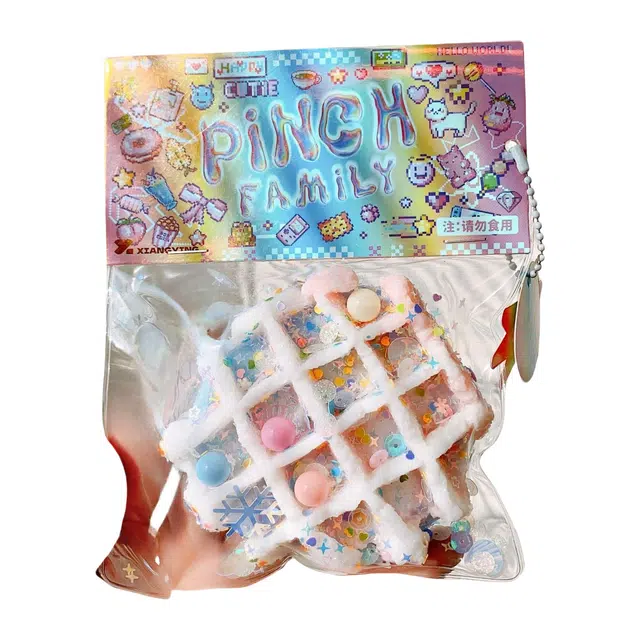 雄俊 超软捏捏随心配华夫饼超软硅胶 解压慢回弹仿真食物植绒 玩具