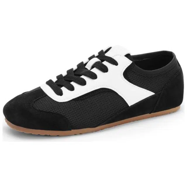 TOOMANYSHOES