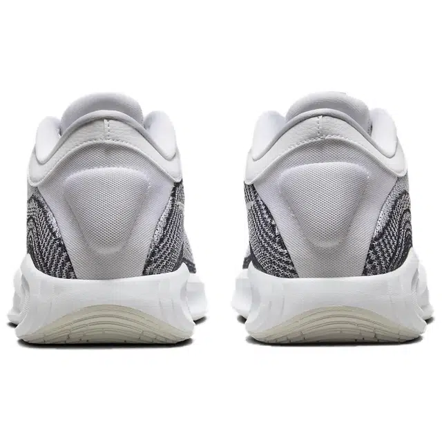Nike G.T. Hustle EP
