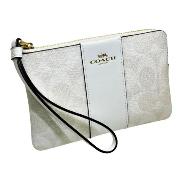 COACH Wristlet Corner Zip 16 Logo