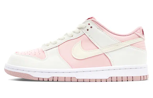 Nike Dunk Low "Peach Cheese"