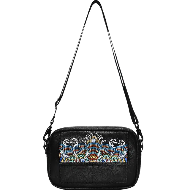 Chusan Crossbody Bag Black