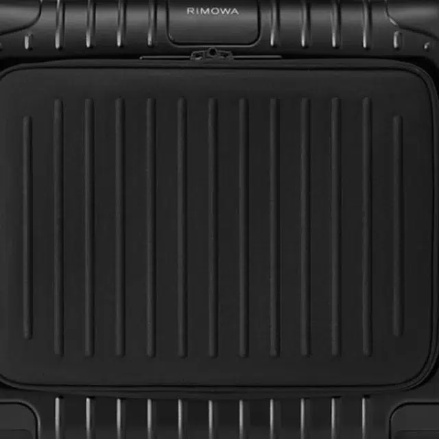 RIMOWA Essential Sleeve
