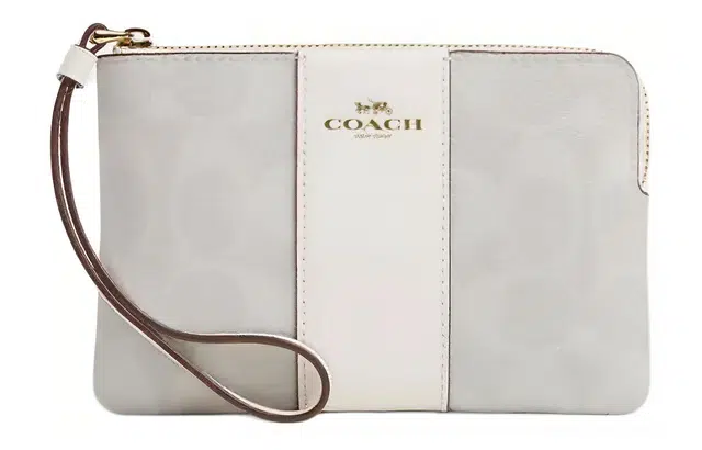 COACH Wristlet Corner Zip 16 Logo