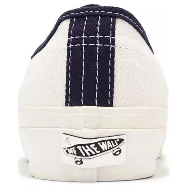Vans Authentic