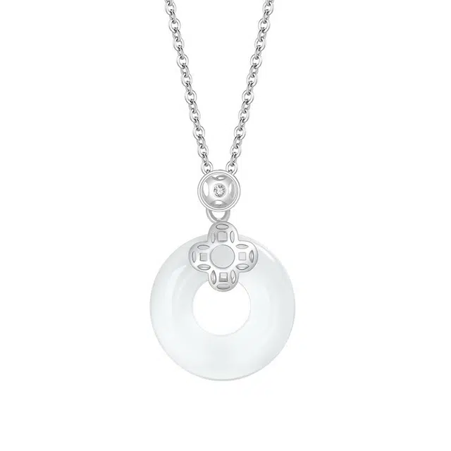 周百福 幸运平安扣简约时尚百搭高级感四叶草平安扣新中式国潮轻奢幸运显白锁骨链 玉髓 玉石项链 女款