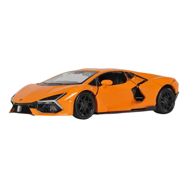 REVUELTO136