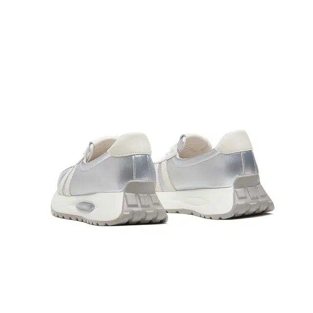 ST&SAT Thick Sole Casual Sneakers Women