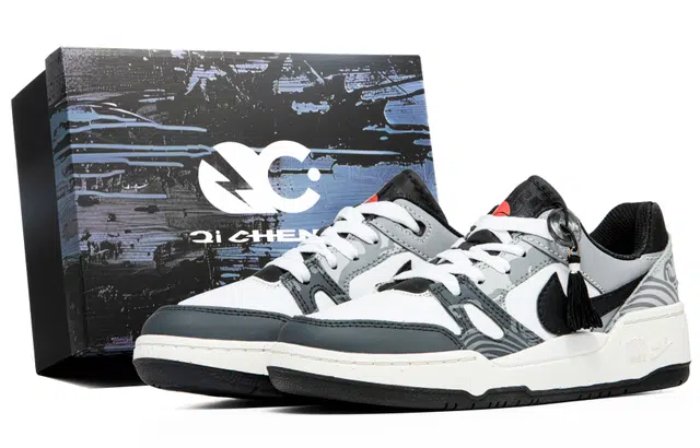 Nike Full Force QXK