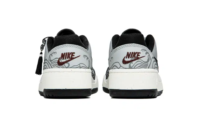 Nike Full Force QXK