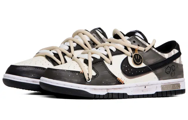 Nike Dunk QXK