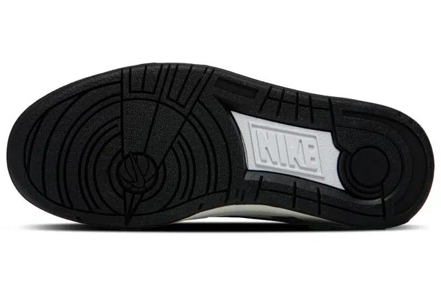 Nike Full Force QXK