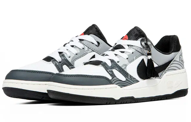 Nike Full Force QXK