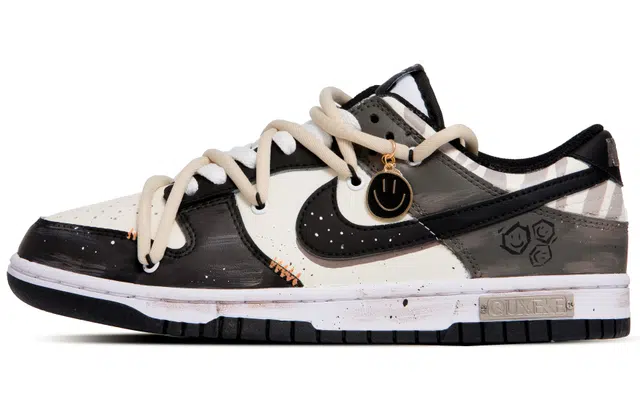 Nike Dunk QXK