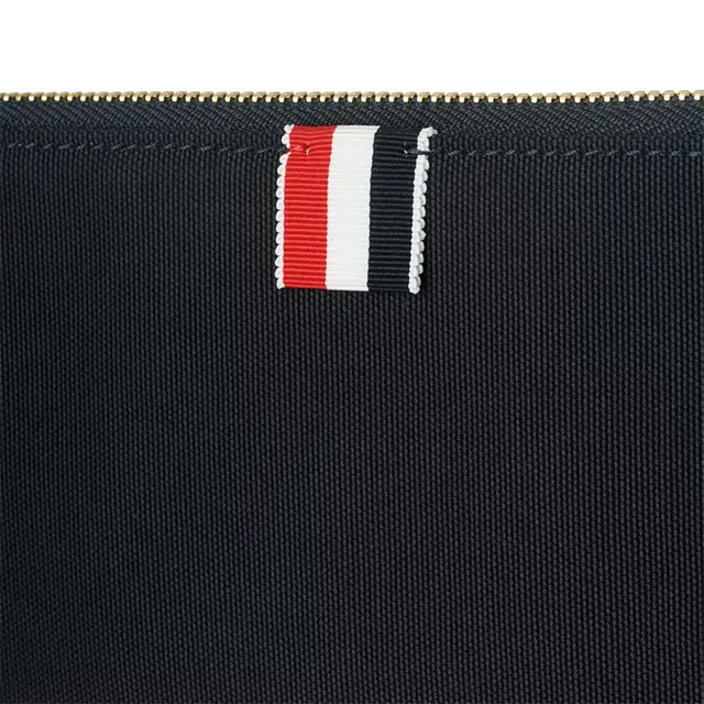 THOM BROWNE