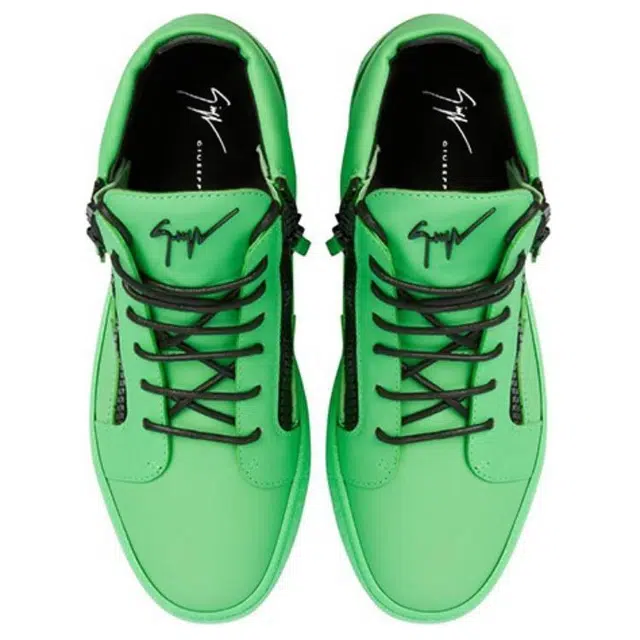 giuseppe zanottiGZ Kriss