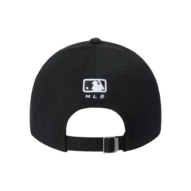 MLB -